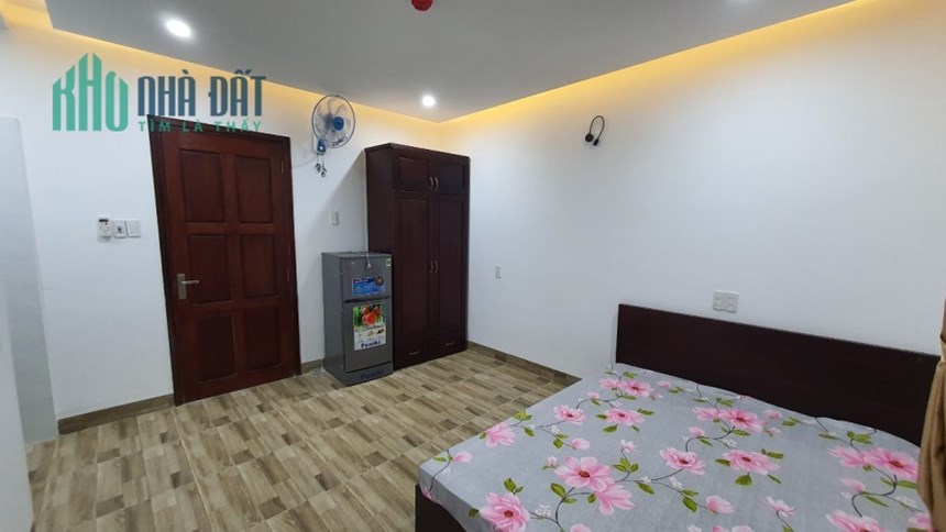 Bán Toà Chung Cư thang máy, Quận Hải Châu. Nhà 9 tầng, DT 90 m2. Đường Ô tô tránh. Gần Sân bay Đà