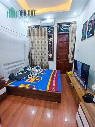 La Khê PHÂN LÔ, Ô TÔ, thoáng trước sau, nhà đẹp 42 m2x4T nhú 5 tỷ