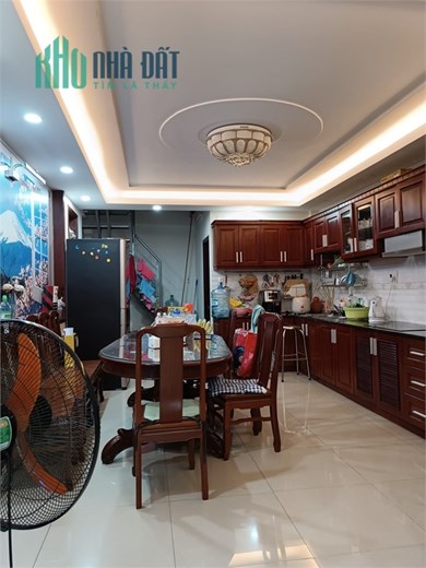95m2 - 4 Tầng - Bán nhà HXH Yên Thế Phường 2 Tân Bình chỉ 15 tỷ x