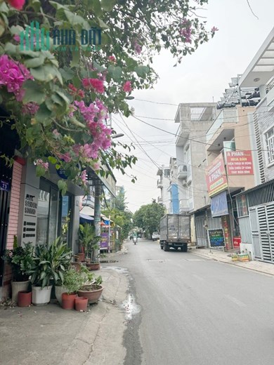 chính chủ bán đất mặt tiền đường số 10, bhh, nhựa 8m có lề, 81m2 chỉ 5.85 tỷ