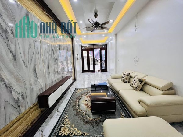 BÁN NHÀ NGÕ 46 NGỌC HỒI 4 TẦNG XÂY MỚI 40m2 GIÁ RẺ NHẤT KHU VỰC CHỈ 3,4 TỶ