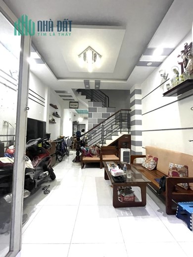 Hẻm Xe Tải Chế Lan Viên, Tân Phú, 60m2, 3 Tầng, 3PN, Giá 6,5 tỷ