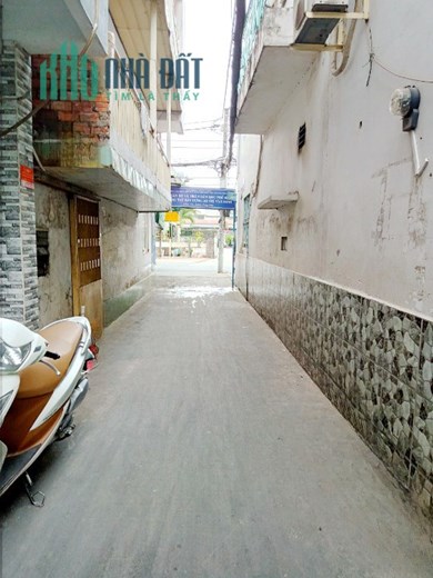 Nhà bán 2 mặt hẻm Hưng Phú P8Q8 - Giá : 2 Tỷ 950 (Thương lượng)