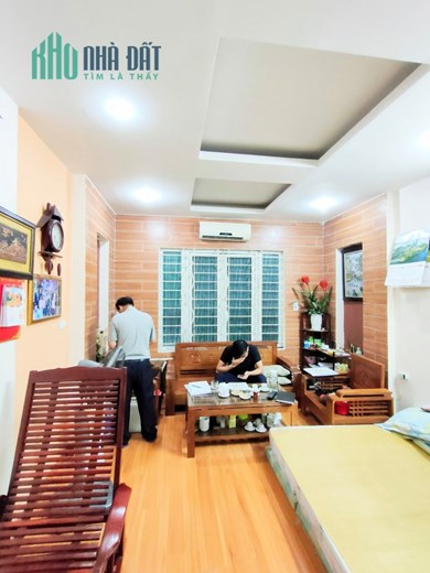 Bán Nhà Cầu Giấy, Dân Xây, Ô Tô Cách 35m, Ngõ Thông, Giá Đầu Tư, DT 81mx5t. Giá 5.9 Tỷ.