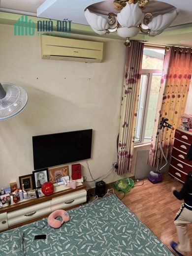 6.BÁN NHÀ ĐƯỜNG TRẦN PHÚ NGAY BỜ HỒ TRUNG TÂM
