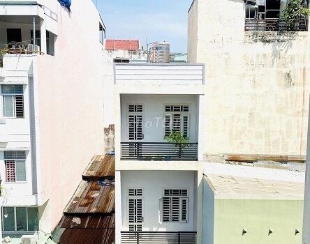 Nhượng lại phòng Full nội thất tiện nghi. giá 4,5 triệu/tháng, quận Phú Nhuận