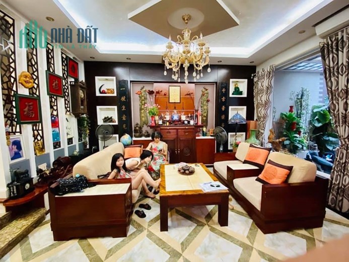 Bán nhà ngõ 6 tây mỗ, tặng lại nội thất cực đẹp chỉ việc về ở