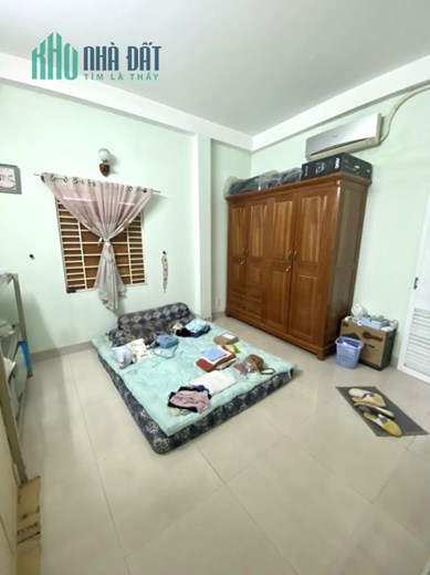 Xe tải đầu cổng nhà 4 tầng cứng cáp 5PN ngang 5 chỉ nhỉnh 6 tỷ