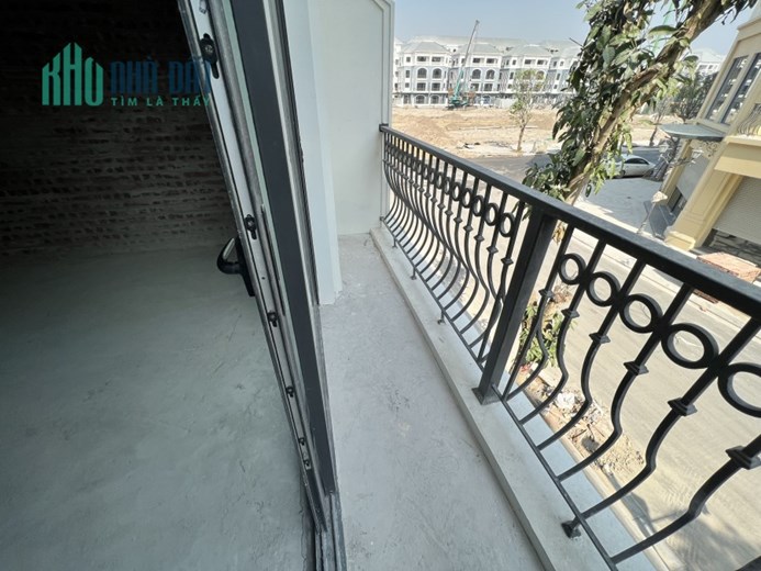 Bán shophouse đẹp, 3 mặt tiền, ngã tư đường 35m,20m,13m, Vinhome Ocean Park 2 - giá chỉ 25 tỷ