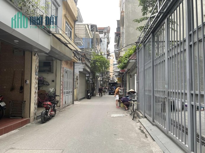 Bán nhà mặt ngõ 211 Khương Trung, ô tô để trong nhà