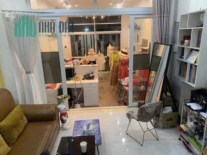 Bán Nhà MT Kinh Doanh HXH tránh, Đường Số 1, 70m2, 3 tầng, Giá 9.5 Tỷ, Bình Thuận Quận 7