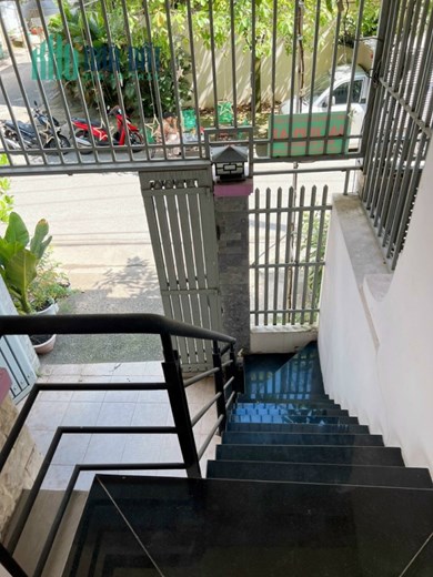 BÁN NHÀ 4 TẦNG, DT 72M2 (4X18), ĐƯỜNG RỘNG 10M, NGAY CHUNG CƯ DREAMHOME, CHỢ THẠCH ĐÀ, P.14, Q.GÒ