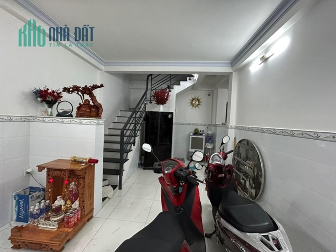 chính chủ bán nhà 4 tầng đường mã lò, hẻm xe hơi vào nhà, 48m2 nhỉnh 5 tỷ