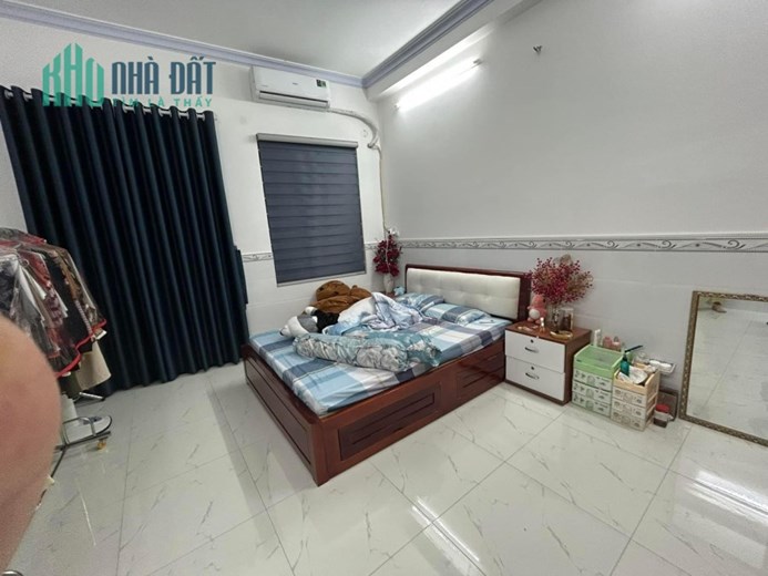 chính chủ bán nhà 4 tầng đường mã lò, hẻm xe hơi vào nhà, 48m2 nhỉnh 5 tỷ