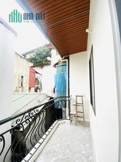 CHỈ 30M RA MẶT PHỐ - RẺ NHẤT HAI BÀ TRƯNG - DT: 35/40M2 - MT: 3.7M - 3 PHÒNG NGỦ - NHÀ ĐẸP KHÁCH