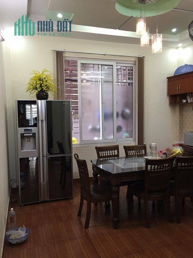 Bán đất phân lô ngõ 97 Văn Cao, Phường Liễu Giai, Ba Đình dt 50 m2 x 4 t đẹp giá 7,2 tỷ