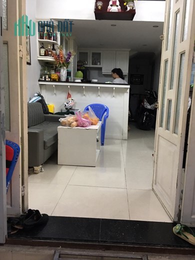 Bán nhà 4 tầng SHR Huỳnh Văn Bánh,quận Phú Nhuận,Giá nhỉnh 5 tỷ,công chứng ngay