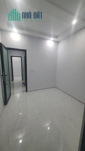 Bán gấp nhà siêu rẻ, 27m2, Quận 7, Lê Văn Lương, 2.x tỷ