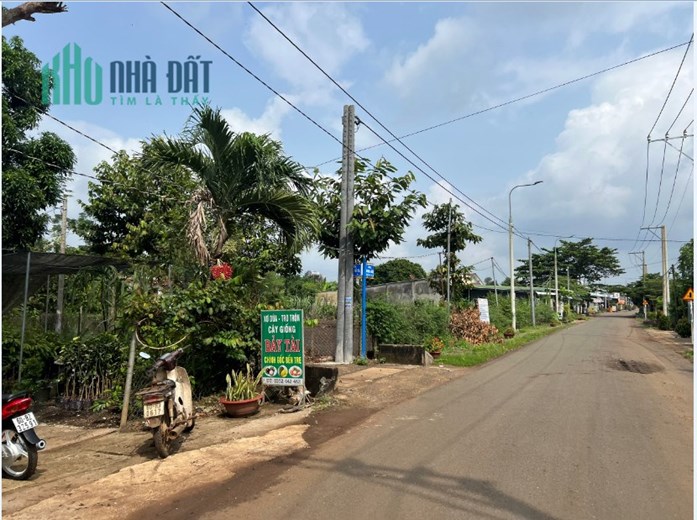 Chủ bán rẻ lô đất mặt tiền lớn - cách chợ lớn 500m - thổ cư - Sổ Hồng Riêng