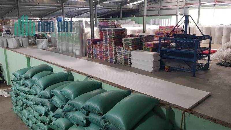 Cty SX nhựa, Bến Cát BD, chuyển nhượng toàn bộ Cổ Phần CTY, máy móc đang sản xuất