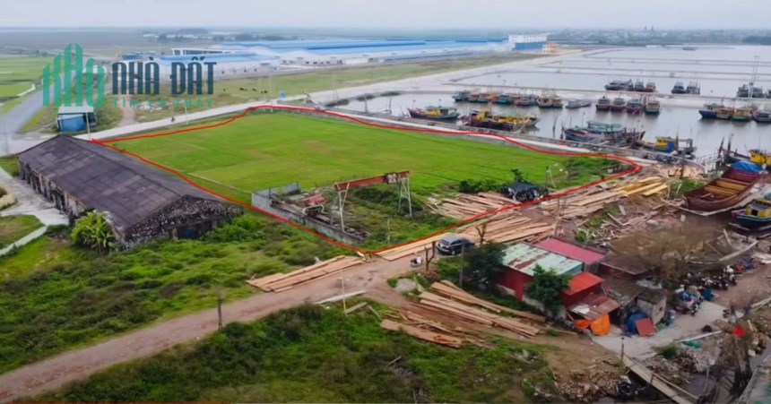 HƠN 5000 m2 ĐẤT 3 MẶT TIỀN cổng KCN QUẤT LÂM CHÍNH CHỦ