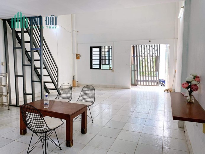 QUÁ NGON BÌNH TÂN - XE HƠI VÀO NHÀ - KHÔNG QUY HOẠCH - 65M2 - NGANG 5.3 CHỈ 3.35 TỶ