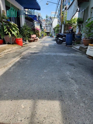 QUÁ NGON BÌNH TÂN - XE HƠI VÀO NHÀ - KHÔNG QUY HOẠCH - 65M2 - NGANG 5.3 CHỈ 3.35 TỶ