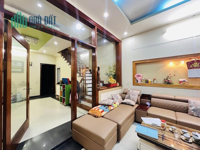 BÁN NHÀ NGUYỄN CHÍ THANH, ĐỐNG ĐA, 5M RA PHỐ, 50M2 6T MT6M, GIÁ 7.4 TỶ