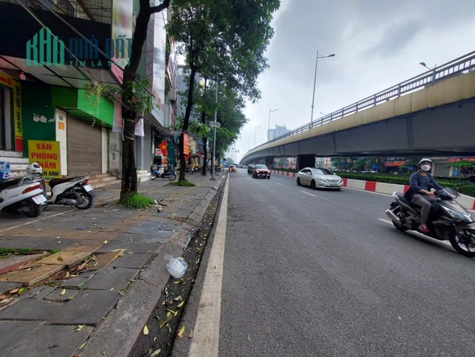 BÁN NHÀ NGUYỄN CHÍ THANH, ĐỐNG ĐA, 5M RA PHỐ, 50M2 6T MT6M, GIÁ 7.4 TỶ
