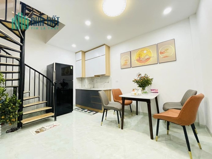 BÁN NHÀ TRƯỜNG CHINH, ĐỐNG  ĐA, LÔ GÓC, 4 TẦNG, GIÁ 2.15 TỶ