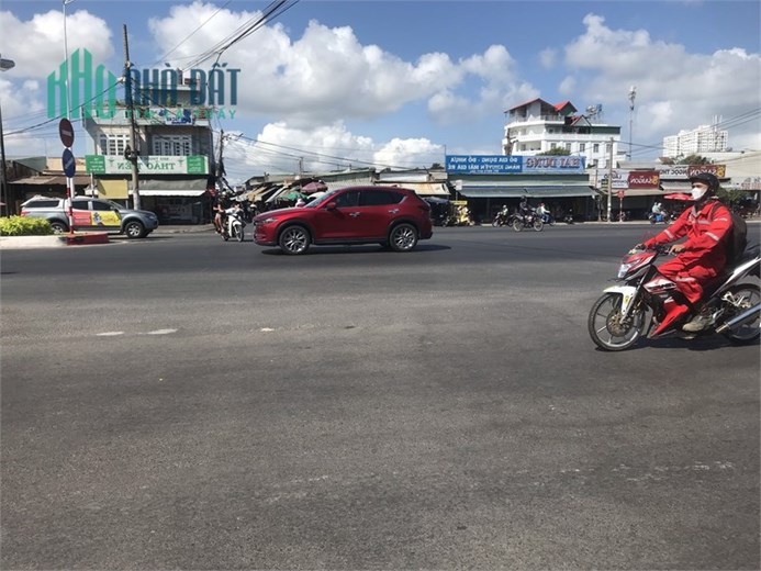 Cho thuê mặt bằng 120m2 góc ngã 4 chợ lưu chí hiếu phường 10, tp.vũng tàu