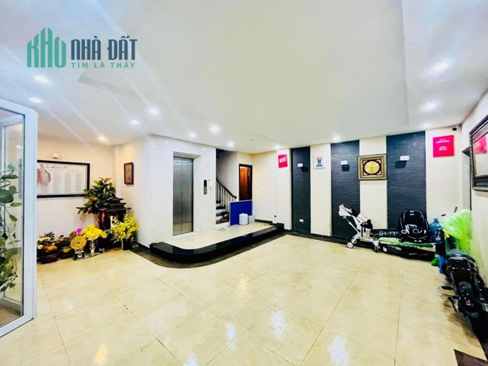 Bán Gấp_Phân Lô Hoàng Văn Thái_DT 62M* MT8M* 6 Tầng, Thang máy_Kinh doanh_Ô tô tránh.