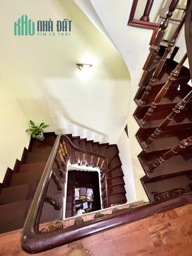 Bán nhà Nguyễn Phúc Lai, Đống Đa 59m2, 5 tầng, nội thất xa xỉ, ô chờ thang máy,  16.5 tỷ