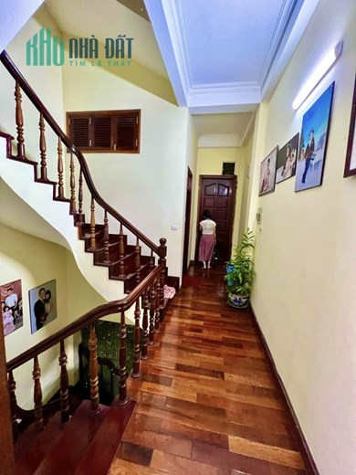 Bán nhà Nguyễn Phúc Lai, Đống Đa 59m2, 5 tầng, nội thất xa xỉ, ô chờ thang máy,  16.5 tỷ