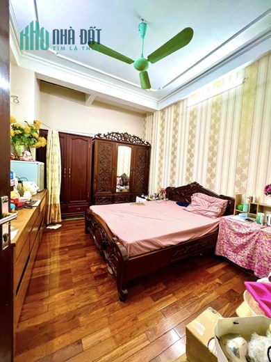 Bán nhà Nguyễn Phúc Lai, Đống Đa 59m2, 5 tầng, nội thất xa xỉ, ô chờ thang máy,  16.5 tỷ