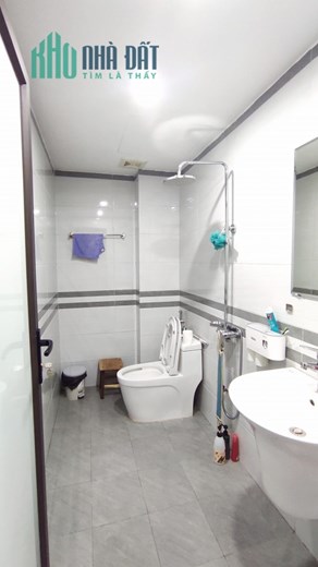 Bán nhà Ngọc Lâm, Long biên. Nhà mới xây với thiết kế tinh tế, hiện đại, tối ưu công năng sử dụng,