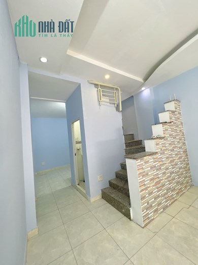 TỔNG GIẢM hơn 1 tỷ, Gấp bán nhà HXH Đinh Tiên Hoàng, 45m2, chỉ 4.3 tỷ.