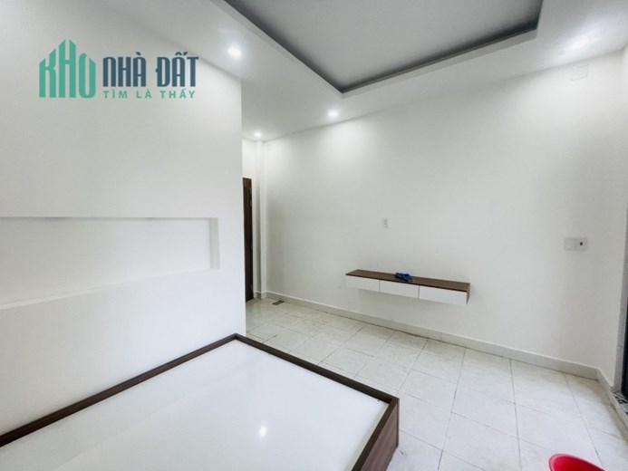 Nhà Bình Tân, Nguyễn Thị Tú, BHHB, Bình Tân, Gần Chợ, 90m2x3T, Chỉ 4 Tỷ
