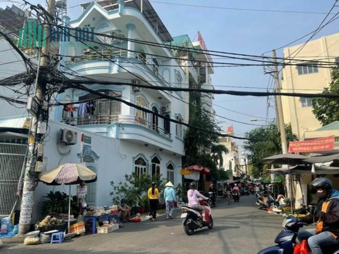 chính chủ bán nhà 2 mặt hèm đường đỗ nhuận, 3 tầng, 66m2 chỉ 11 tỷ