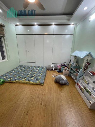 CẦN BÁN GẤP NHÀ PHỐ TRƯỜNG CHINH, 34M2, MT 5M, NGÕ THÔNG, RỘNG, 4.05 TỶ, 0382328365..