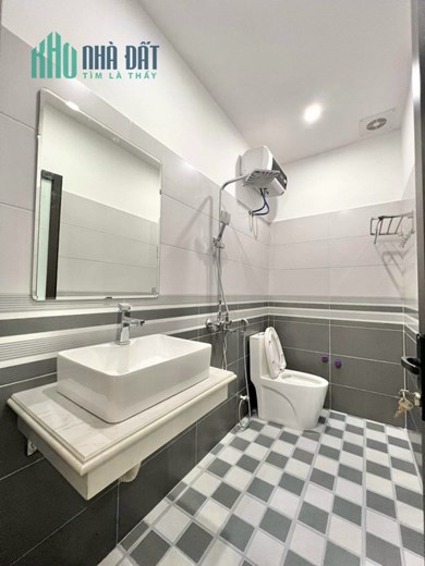 Bán nhà xây mới 3 tầng độc lập, diện tích 60m, GIÁ 2.89 tỉ tại Khúc Thừa Dụ, xây như Villa
