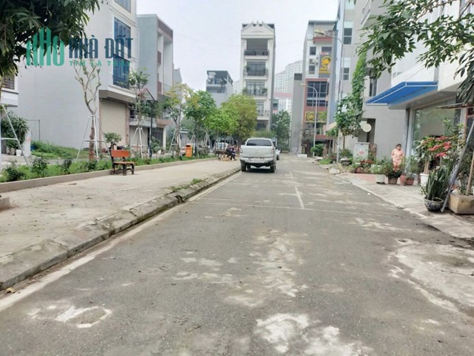 CHO THUÊ NHÀ 2 MẬU LƯƠNG HÀ ĐÔNG - PHÂN LÔ VỈA HÈ - KINH DOANH - Ô TÔ VÀO NHÀ - GIÁ 6TR
