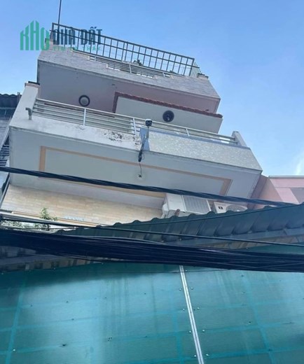Bán Nhà Ngang Hơn 4m - Cách MT Huỳnh Tấn Phát Vài Mét - kề Phú Mỹ Hưng - Quận 7