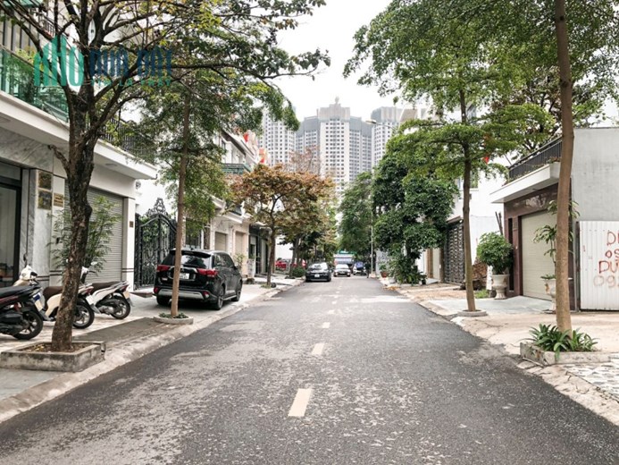 Bán nhà diện tích 105m x 4 tầng mặt đường Hoàng Ngọc Phách - Lê Chân GIÁ 7.1 tỉ cực đẹp
