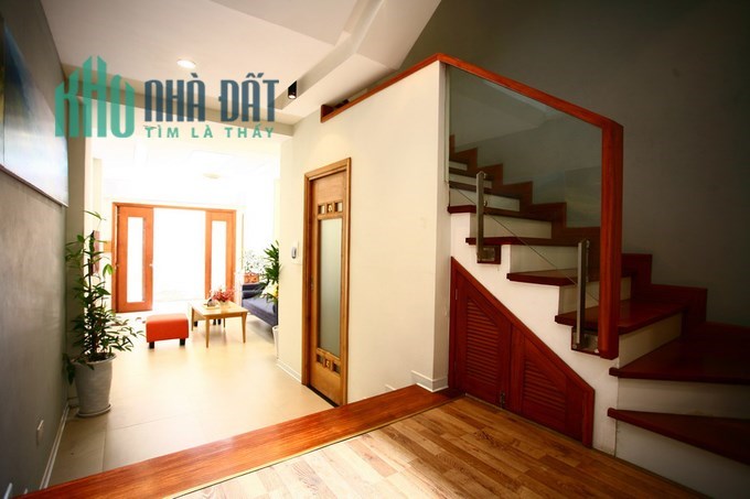 Bán nhà hẻm đường số 6, gần Lotte, nhà thoáng sáng, 52m2, nhỉnh 5 tỷ.