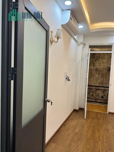 Nhà hẽm 4m, Cách Mạng Tháng 8 Q10, 33m2 nhỉnh 2 tỷ.