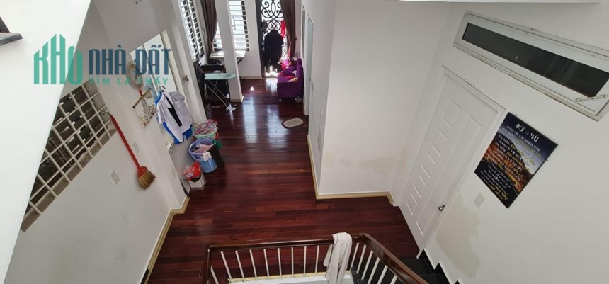 Bán nhà ngộp nặng HXT sát MT Phú Nhuận 90m2 nhỉnh 12 tỷ TL tốt