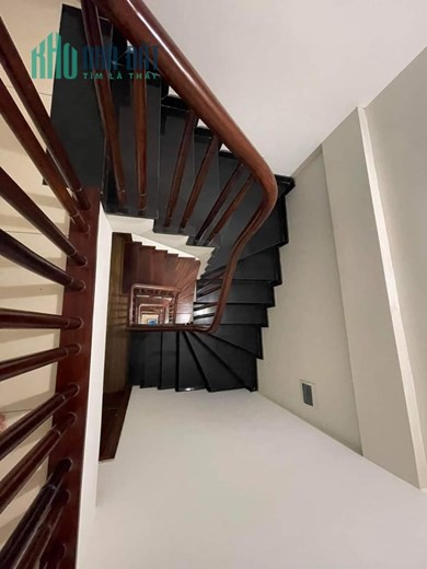 B.á.n  nhà ngõ Doãn Kế Thiện, Xây Mới,  45m2 x5T 5,9 tỷ