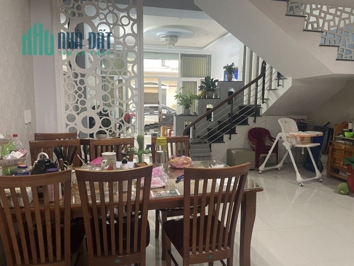 Nhà Mặt tiền Lê Văn Thịnh, 73m2, 3 tầng đẹp, nhỉnh 4 tỷ