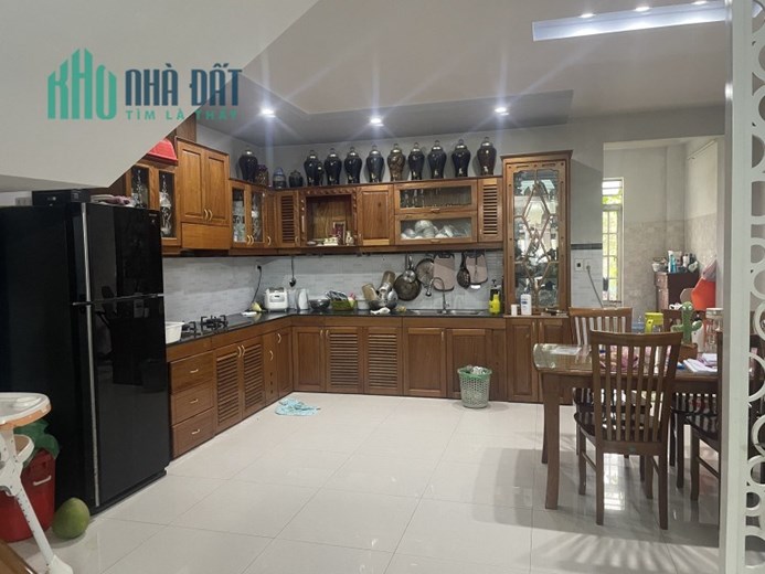 Nhà Mặt tiền Lê Văn Thịnh, 73m2, 3 tầng đẹp, nhỉnh 4 tỷ